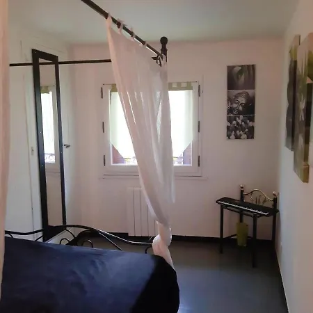 Accueillant A Beaucaire 90 M² Ideal Pour Les Familles Διαμέρισμα